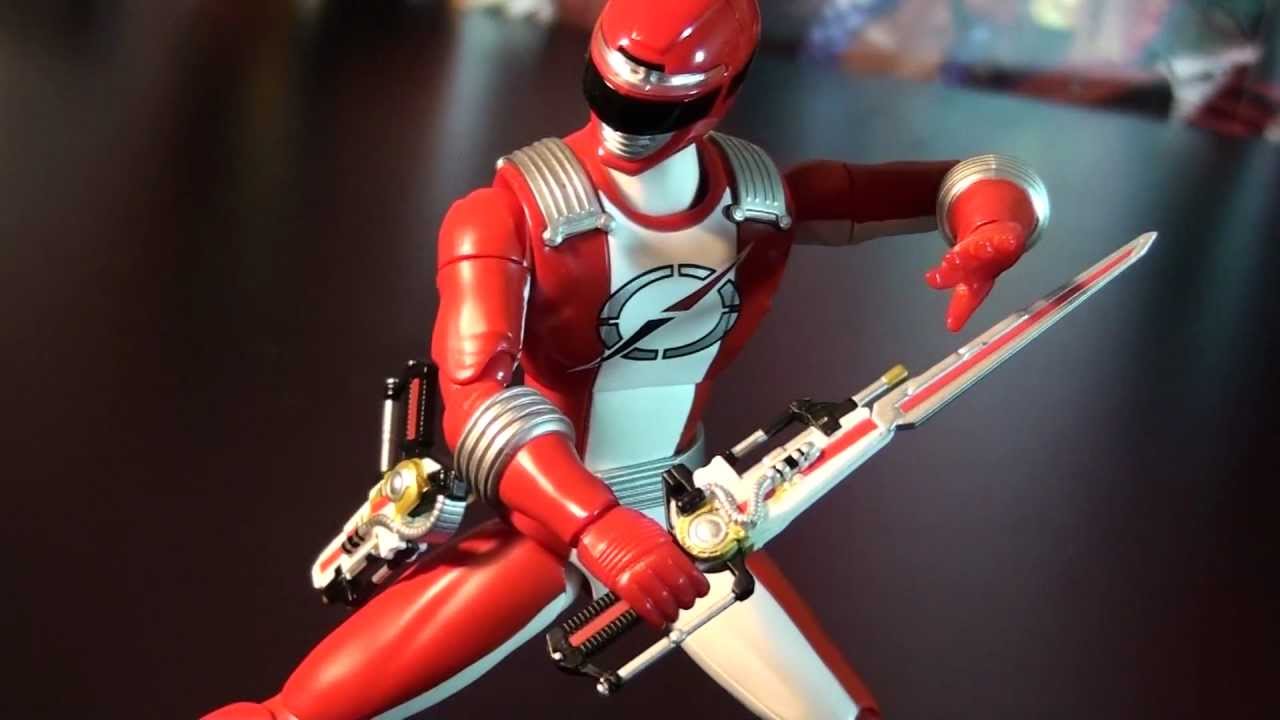 R231 Bandai S.H. Figuarts GoGo Sentai Boukenger Bouken Red Action Figure Review