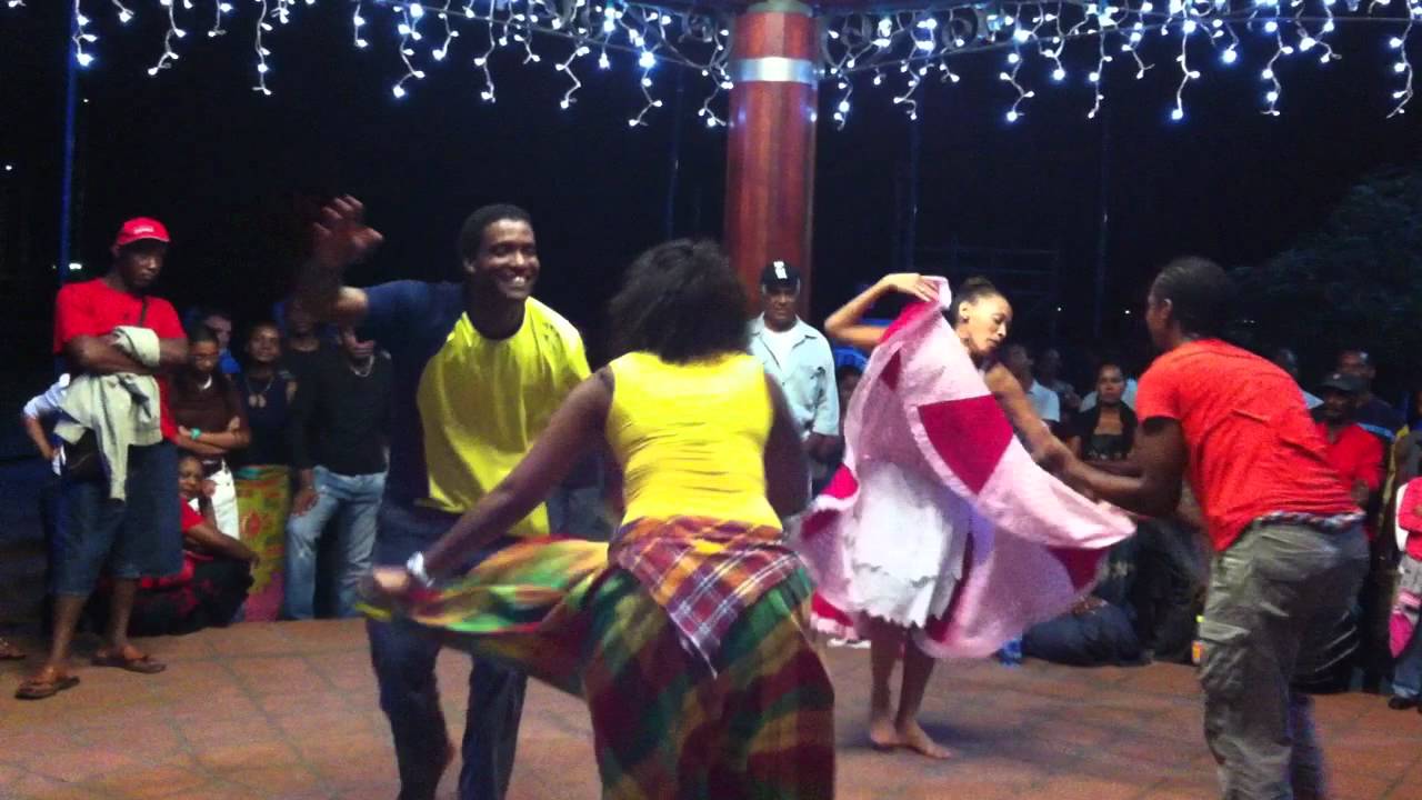 BOUWO / CHRISTOPHE FRONTIER / FODFRANS / 2011