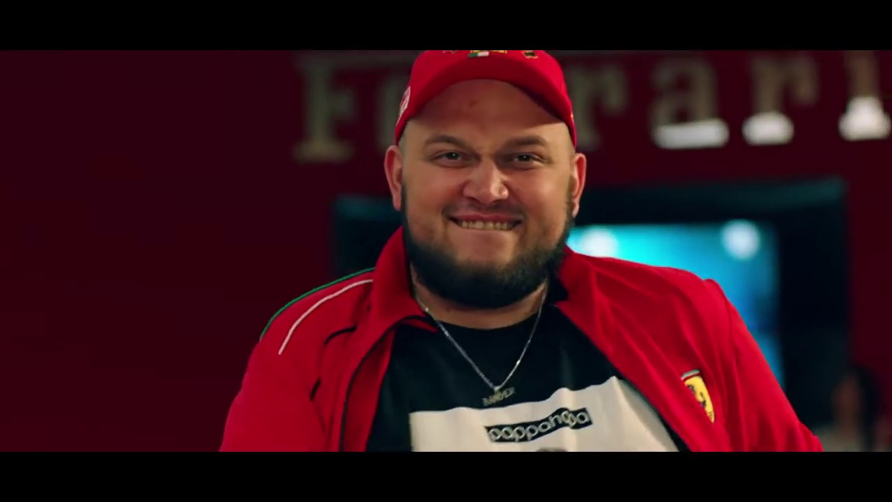 Коплю на феррари баста