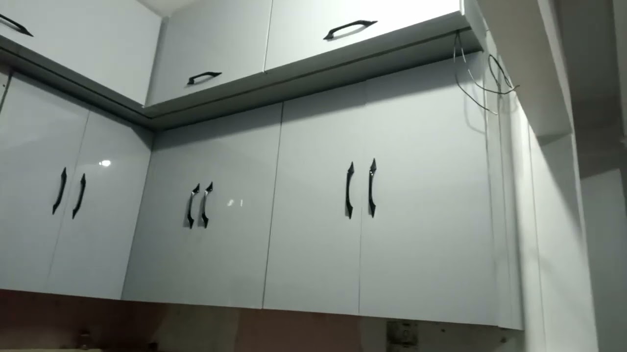 Modular kitchen ko video.