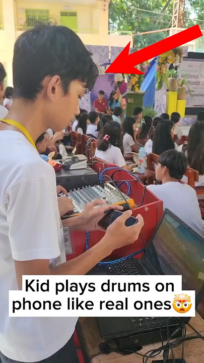 Playing drums on phone just like real drums🤯😱