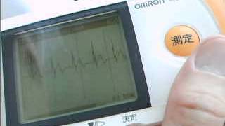 オムロン社製携帯型心電計 HCG-801