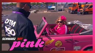 Cindy als Grid Girl | Schwarz, Rot, Pink | SAT.1 Cindy als Grid Girl | Schwarz, Rot, Pink | SAT.1