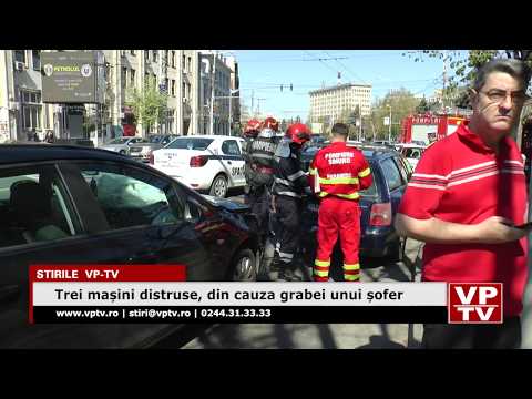 Trei mașini distruse,