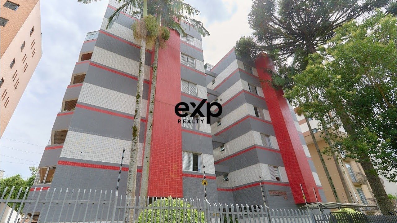 Apartamento ❤️ no Coração do Bairro Água Verde em Curitiba !! 