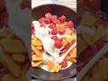 An immersive process of making "strawberry-only snowflake crisps" using sugar-free marshmallows