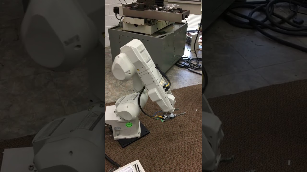 Robot FOR SALE - Mitsubishi Melfa RV-6SDL, CR2DA-700 Controller, R32TB Teachbox