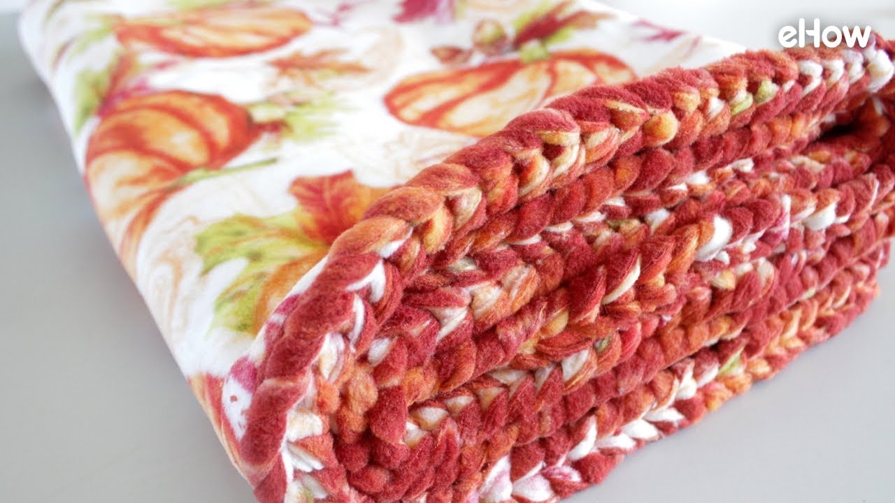 How to Make a Fleece Tie Blanket: 4 Different Ways