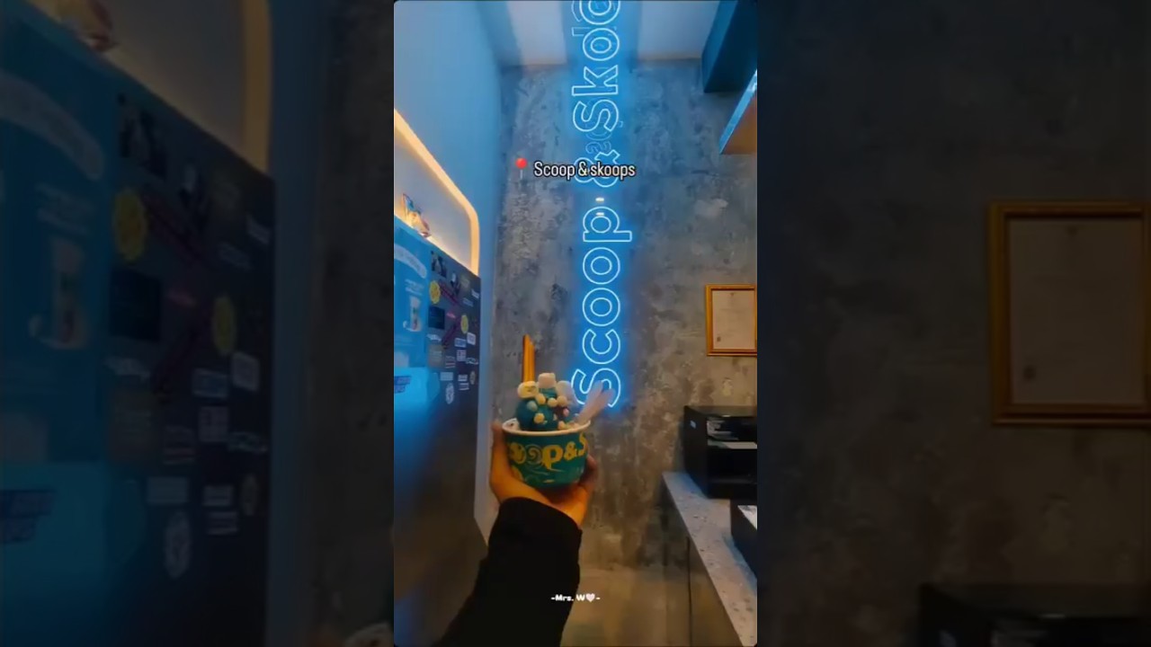 Cookie Monster Ice Cream Viral Scoop & Skoops