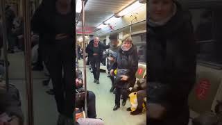 Metrobüste Ayakta Gitmek Istemiyomusun?? Izle Abone Ol