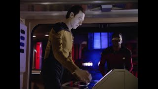 Star Trek TNG - Data evacuates the Enterprise HD