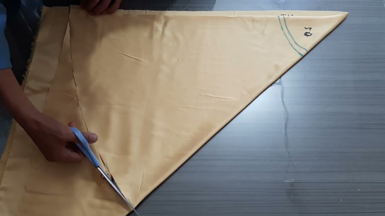 PERBEDAAN POLA KLOK DAN POLA SETENGAH  LINGKARAN ITU APA??PUTRABUSANA