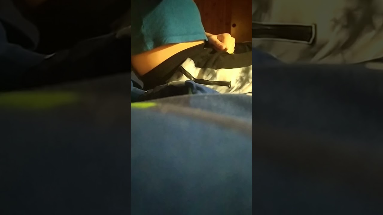 I can't sleep, because I have the hiccups...