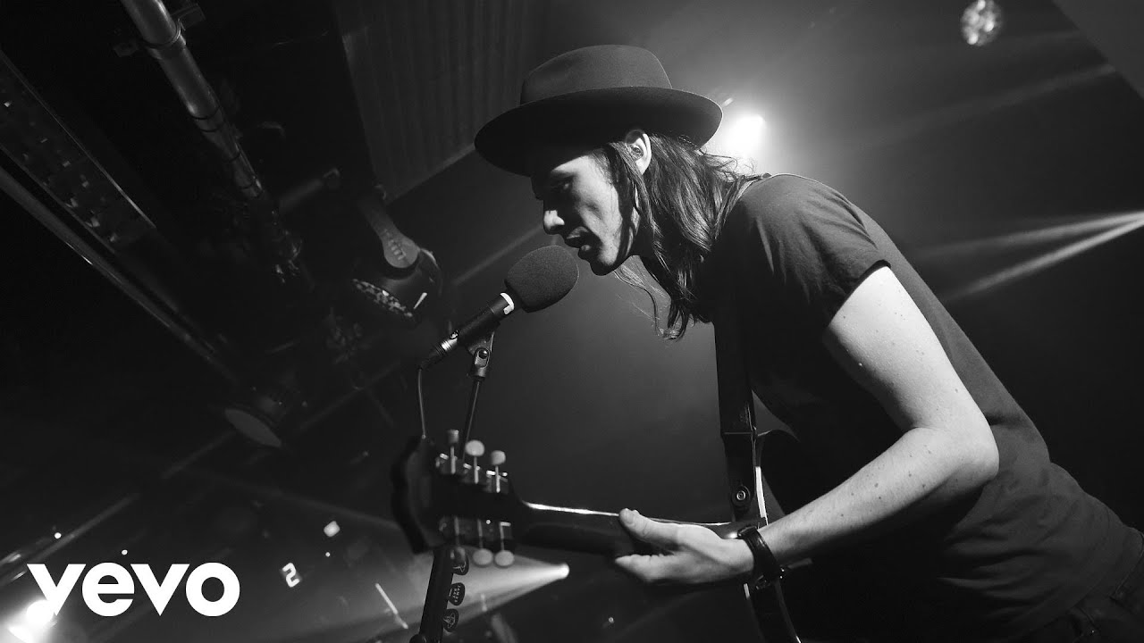 James Bay – Scars in the Live Lounge