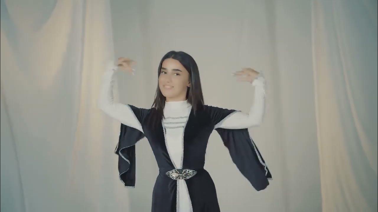 Даймонд Джексонмен порнофильмдер Үлкен әйелдермен оргия