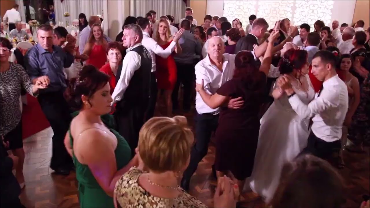 FORMATIA NOVA BAND IASI   FORMATIE NUNTA IASI,BACAU,BOTOSANI,SUCEAVA,NEAMT,VASLUI