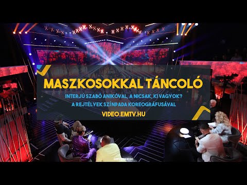 Maszkosokkal táncoló