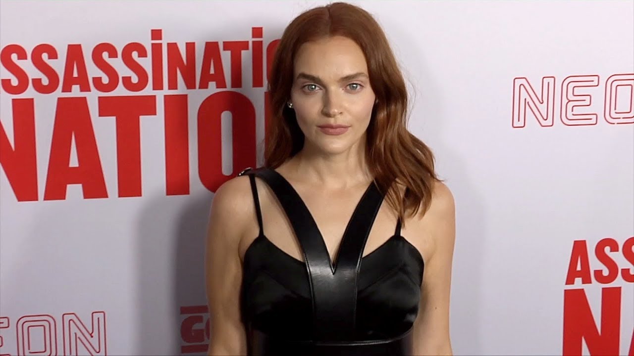 Madeline Brewer "Assassination Nation" LA Premiere Red Carpet - YouTube