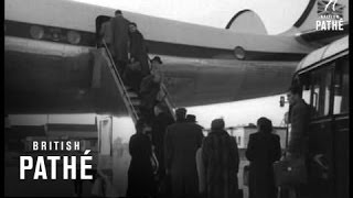 Passengers Boarding BOAC Aircraft (1953)