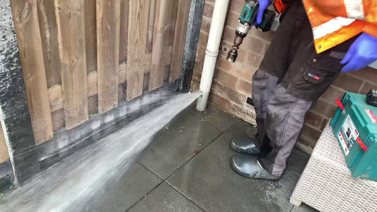 Riool of afvoer verstopt? Ontstopper nodig? OIR Riooldiensten 0181 852 599