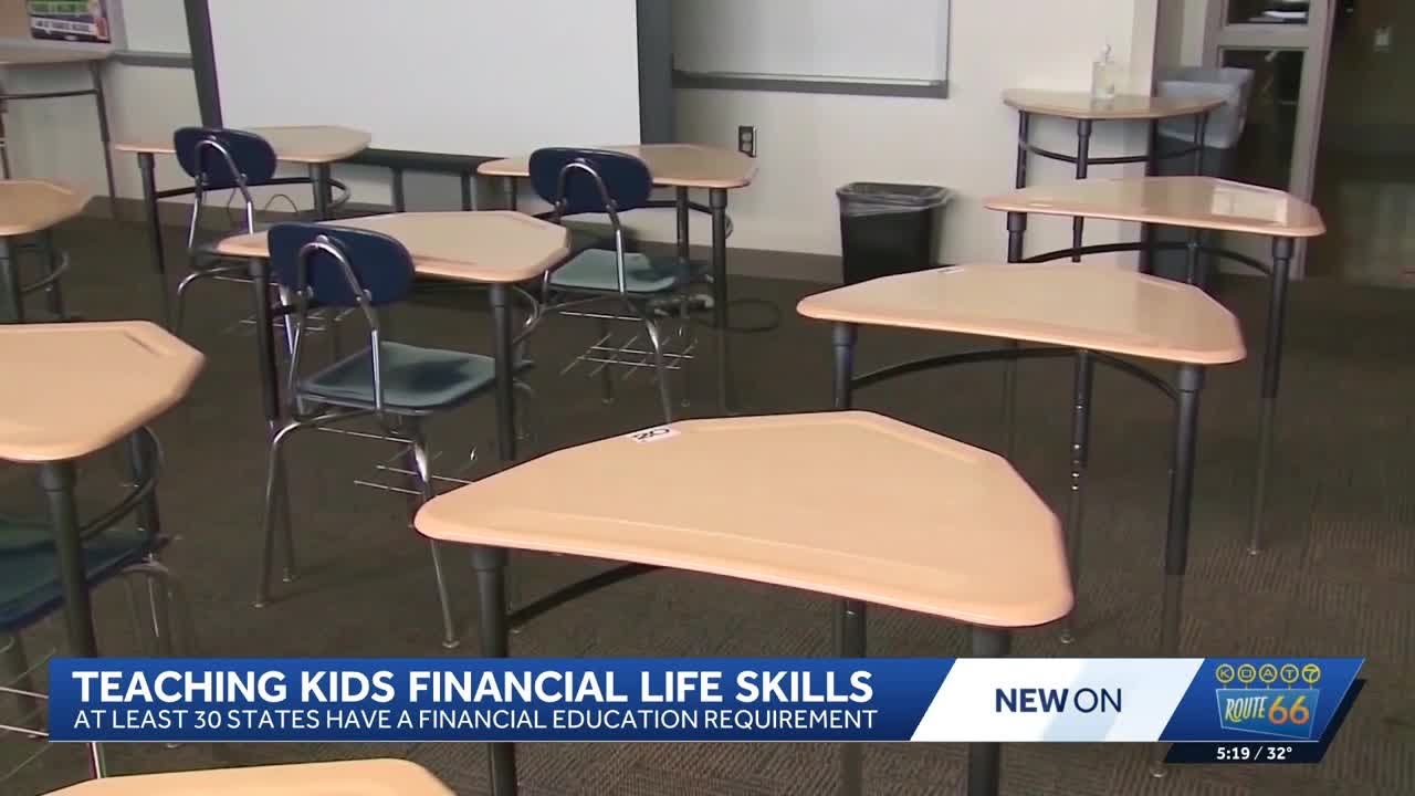 ⁣More US high schools require financial literacy courses for graduation