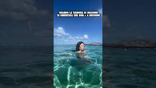SIGORAAAAAA l’acqua è trasparente 🤣