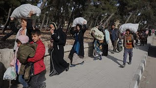 Halepten Siviller Kaçıyor Suriye Ordusu Kürt Çoğunluklu Bölgeleri Kapatıyor