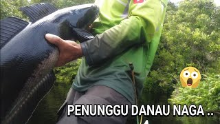 JANGAN BERANI BERCEBUR DI DANAU INI , TERLALU BERESIKO ..😰😱..