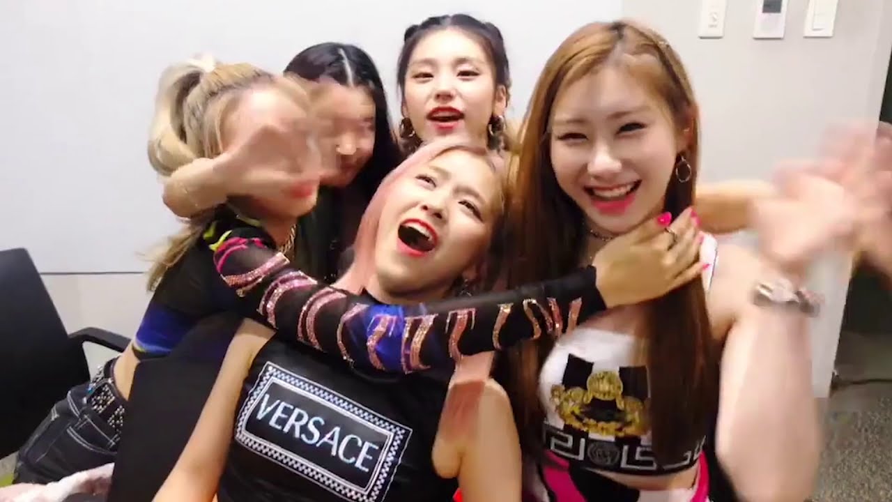 [ITZY] 신류진 대유잼 모먼트 ㅣ (ENG SUB) ITZY_ Ryujin_ funny_ moment