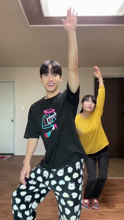 Dancing Time! But    #MAMA #Virl #tiktok #oxzung