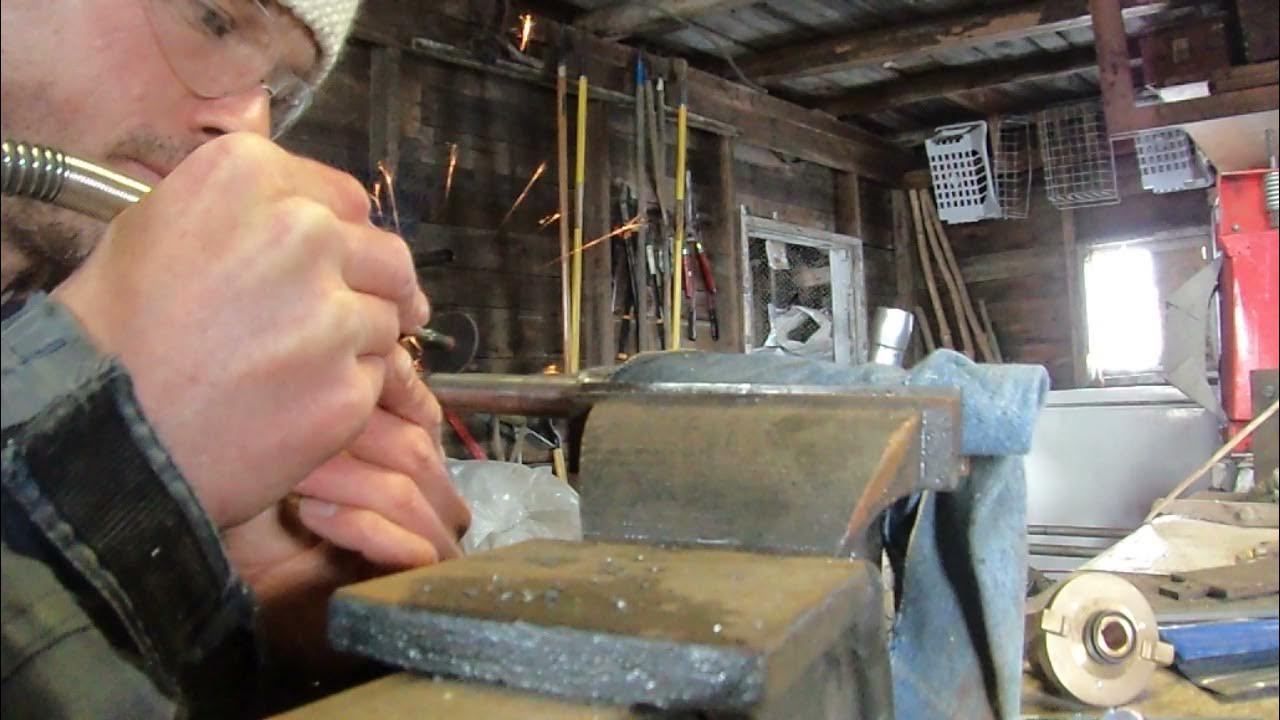 rainure de clavette comment couper à la main. How to cut a keyway by