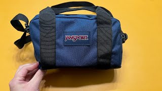 jansport 80s duffle bag Weekender Medium Duffel adjustable shoulder strap with padding and a top grab handle for comfortable carrying Vintage Jansport Polka Dot Pattern