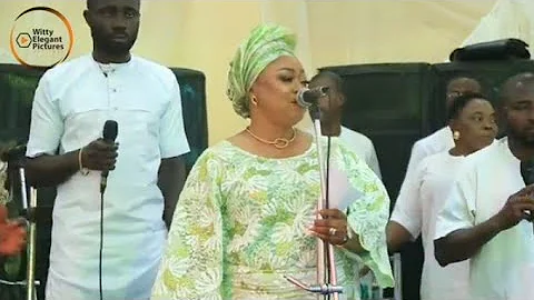 QUEEN AYO BALOGUN GIVE IT ALL TO GBENGA DANIEL