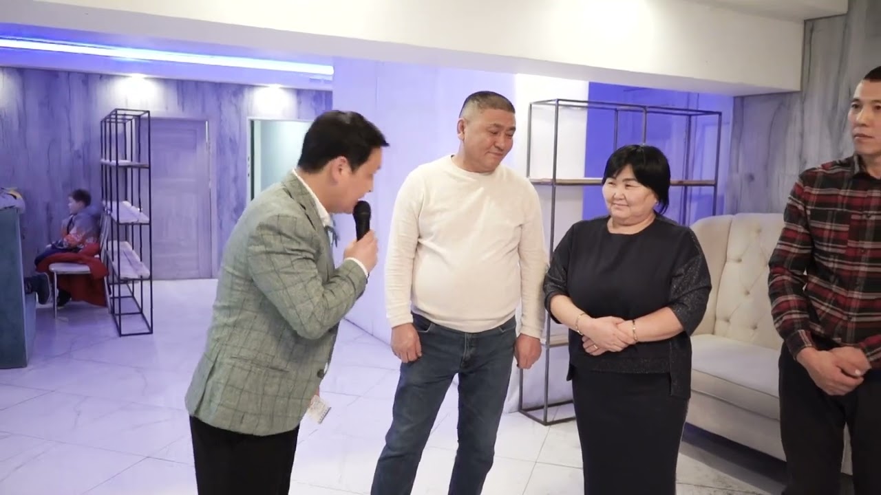 08 12 23 Той Москва