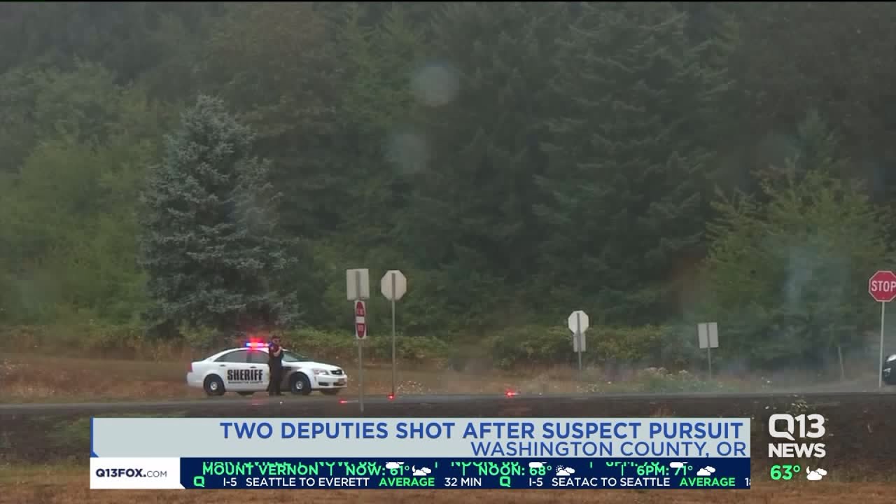 2 deputies shot, suspect in custody in Oregon - YouTube