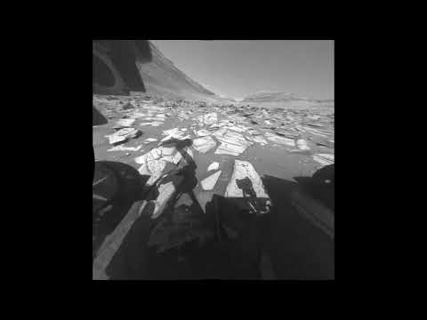 Curiosity 12-hour View of Mars (Front Hazcam)