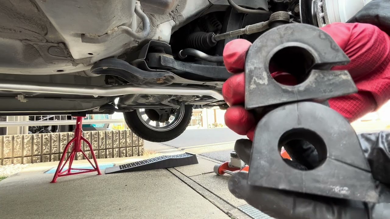 ダイハツ タント スタビライザーブッシュ交換 LA600S