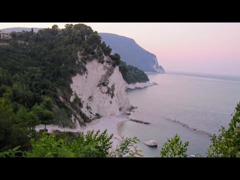 วีดีโอ: คำอธิบายและรูปถ่ายของ Porto Recanati - อิตาลี: Adriatic Riviera