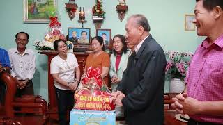 Giáo Xứ Nhân Hòa-Cha Xứ Và Hội Đồng Mục Vụ Giáo Xứ Thăm Bà Cố Cha Gioakim 16/2/2024