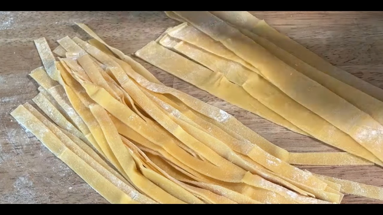 Приготовление свежей пасты без использования кухонной машины.