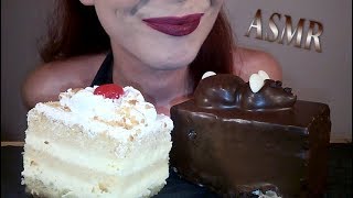 Hello my sweet beauties! today i have for you two delicious fudge
cakes!! the first one is vanilla flavored with almonds and syrup!
second full of cho...