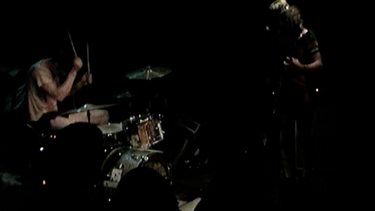 Watch Knife World "Sandy Sandstone" @ Big V's on YouTube Watch Knife World "Sandy Sandstone" @ Big V's on YouTube