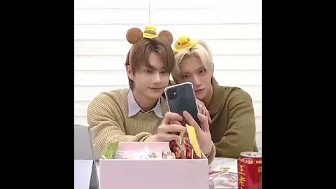 joshua ask Jun to keep quiet #seventeen #idol#kpop