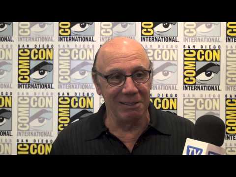 ვიდეო: Dayton Callie წმინდა ღირებულება: ვიკი, დაქორწინებული, ოჯახი, ქორწილი, ხელფასი, და-ძმა