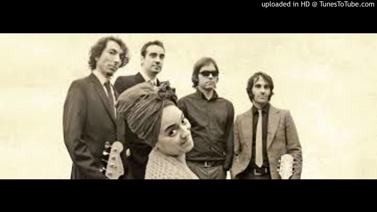 Watch THE SWEET VANDALS - MOVE IT ON on YouTube Watch THE SWEET VANDALS - MOVE IT ON on YouTube