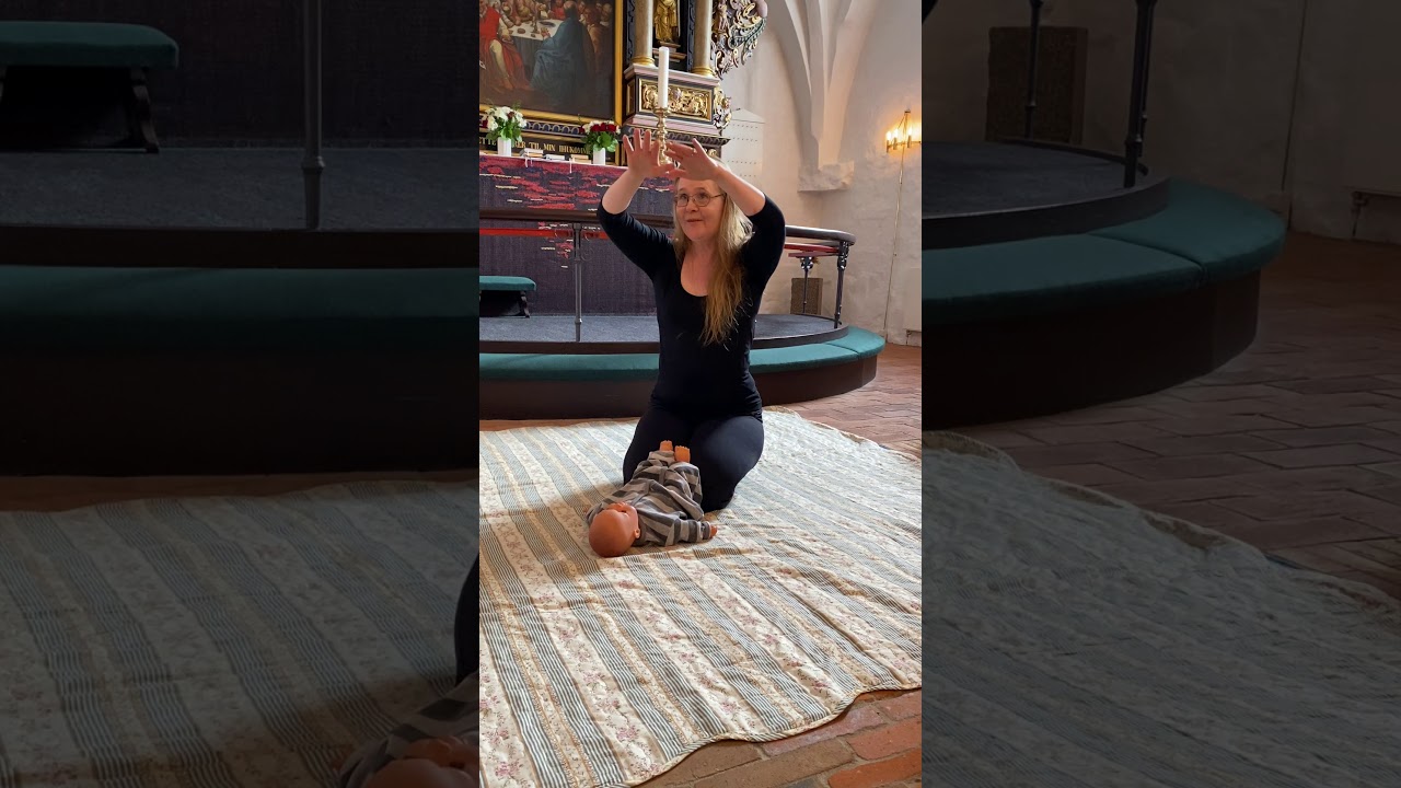 Babysalmesang: I østen stiger solen op