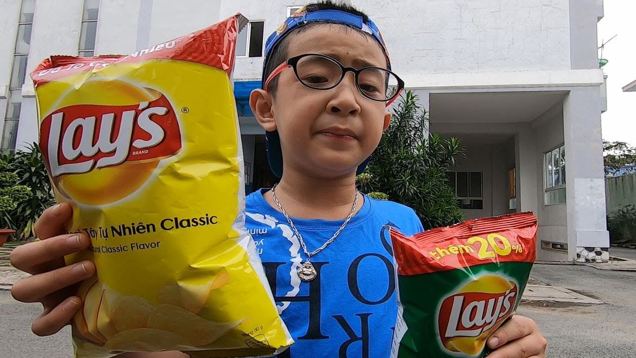 Cậu Bé Tốt Bụng Và Người Anh Tham Lam - Dạy Bé Biết Giúp Đỡ Người Khác! Thầy Thái Vlog