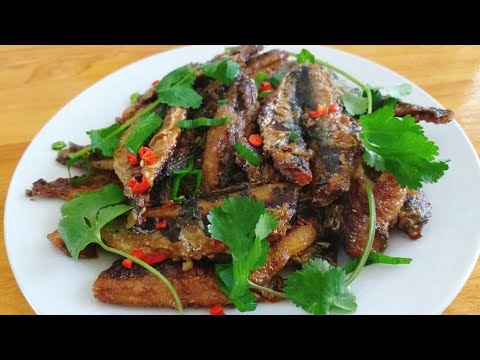 Video: Có Thể Làm Salad Gì Từ Cá Trích