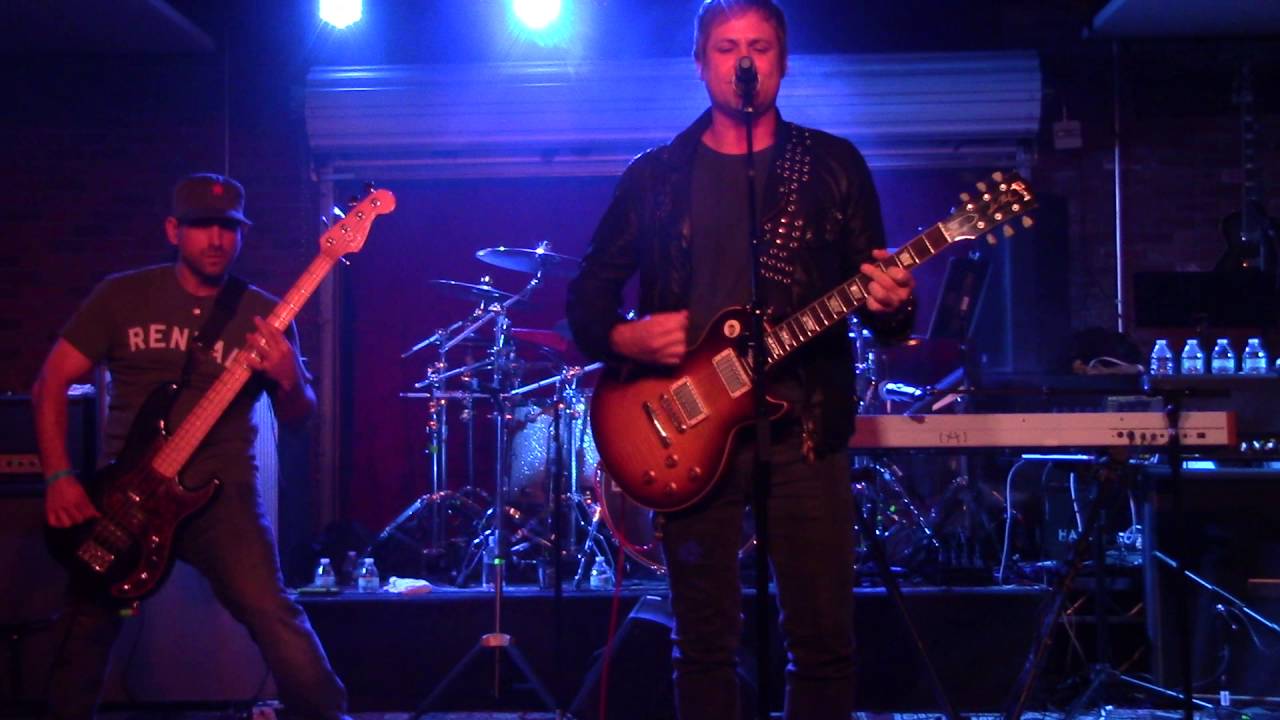 camera iphone 8 plus apk RAFAEL MOREIRA Soundcheck Live Lucky Strike