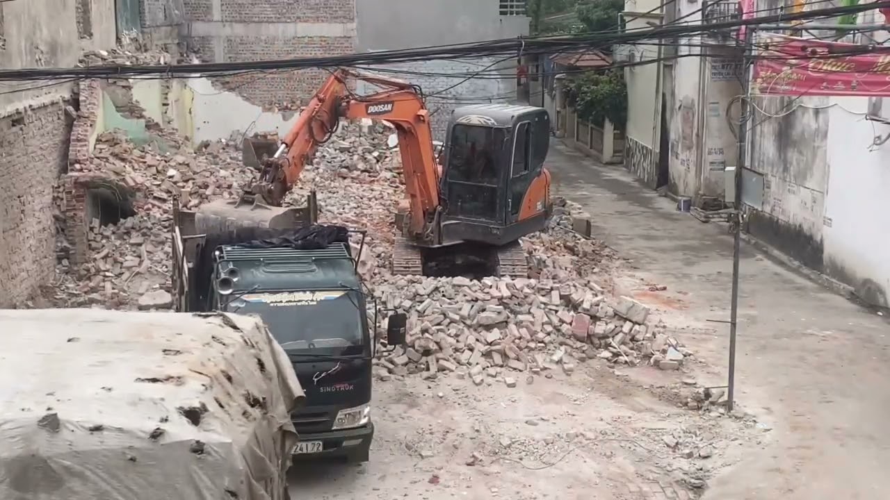 Ô Tô Tải Chở và Đổ Ben Đất Cực Hay, Máy Xúc Múc ĐấT /EXCAVATO